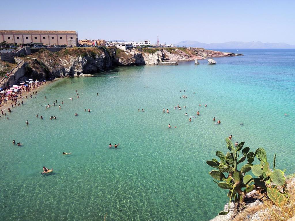 Appartamento Le Onde Terrasini Exteriör bild